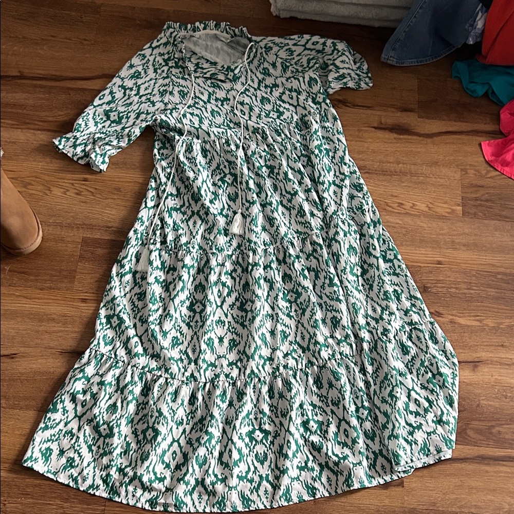 Green Ikat Print Women’s Tiered Maxi Dress with Tassel Tie